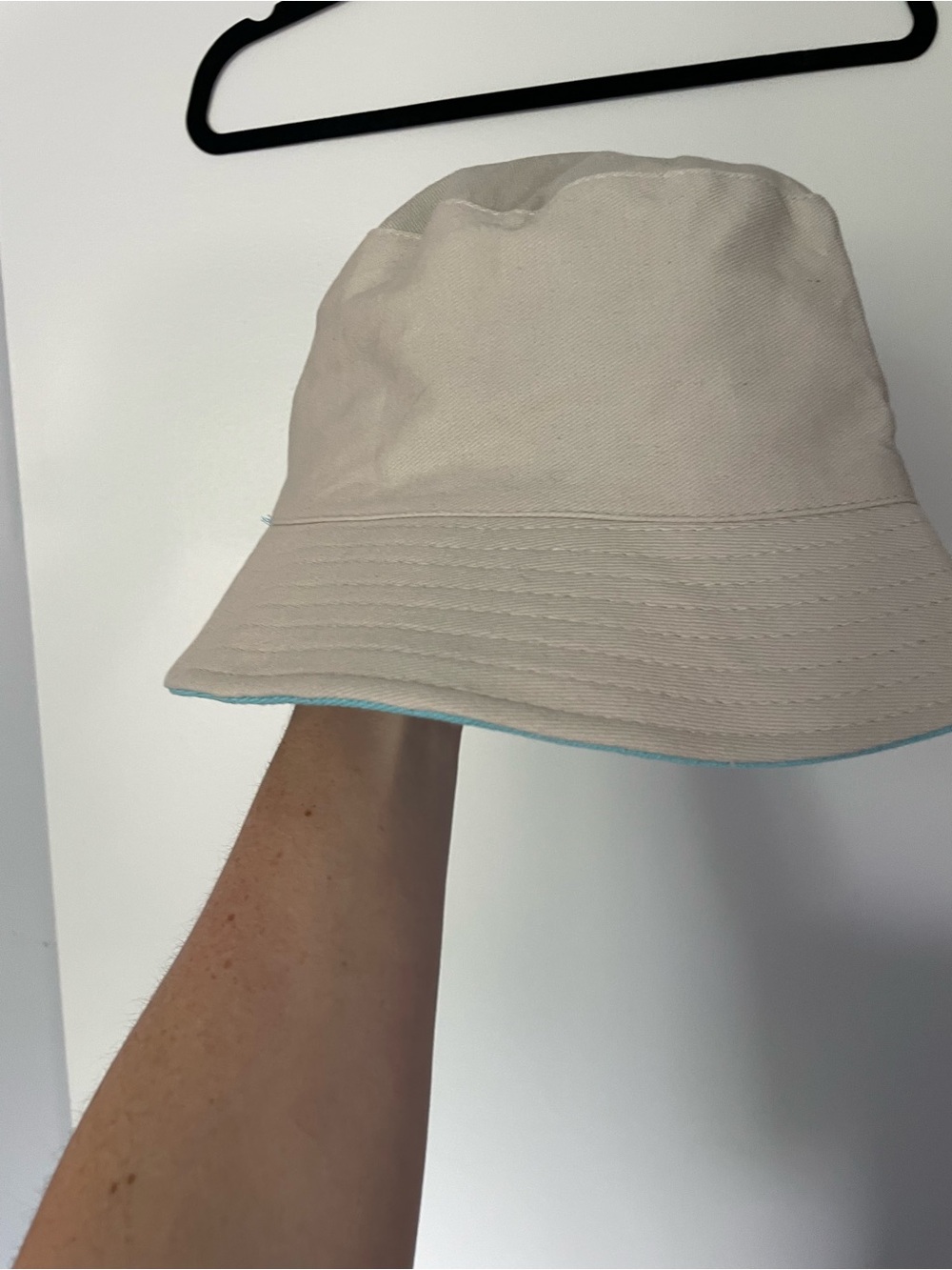 Reversible Beige Bucket Hat with Light Blue Trim